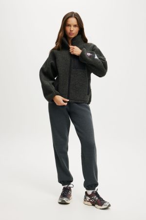 Trail Sherpa Zip Through