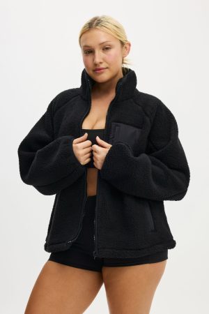 Trail Sherpa Zip Through