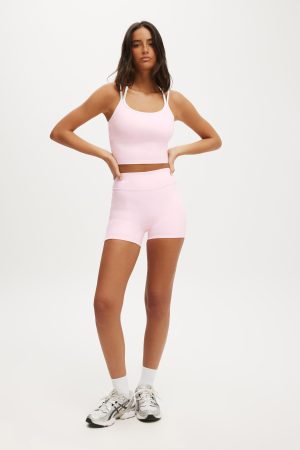 Ultra Soft Invisible Scrunch Shortie Short
